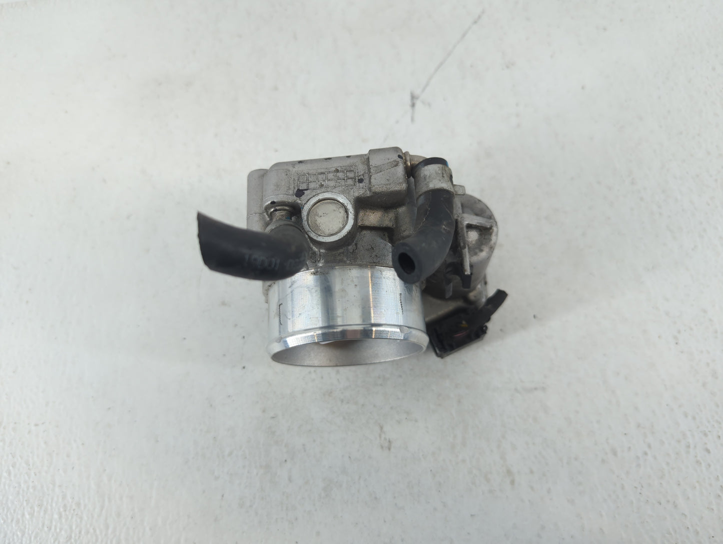 2019-2020 Hyundai Santa Fe Throttle Body P/N:35100-2G600 Fits Fits 2015 2016 2017 2018 2019 2020 2021 OEM Used Auto Parts - 