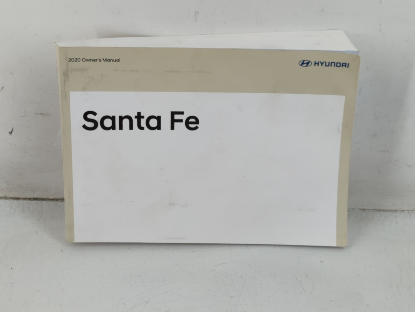 2020 Hyundai Santa Fe Owners Manual Book Guide P/N:LS2U-EU04G OEM Used Auto Parts - Oemusedautoparts1.com