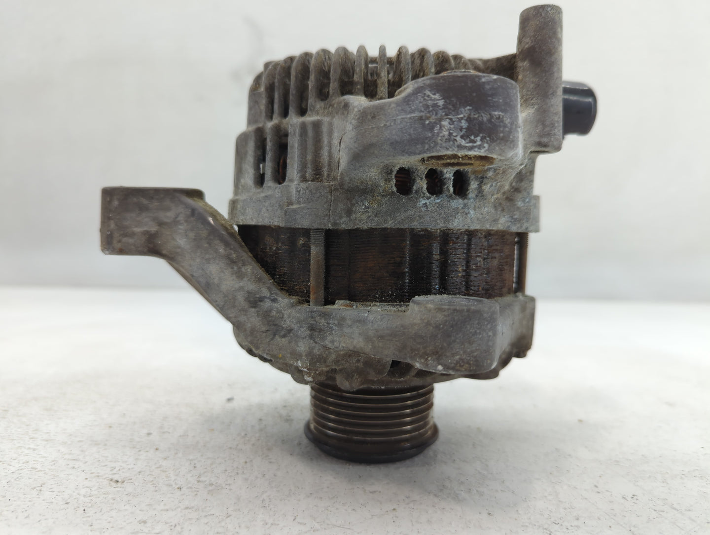 2019-2020 Hyundai Santa Fe Alternator Replacement Generator Charging Assembly Engine OEM P/N:A5T0581ZC Fits OEM Used Auto Pa