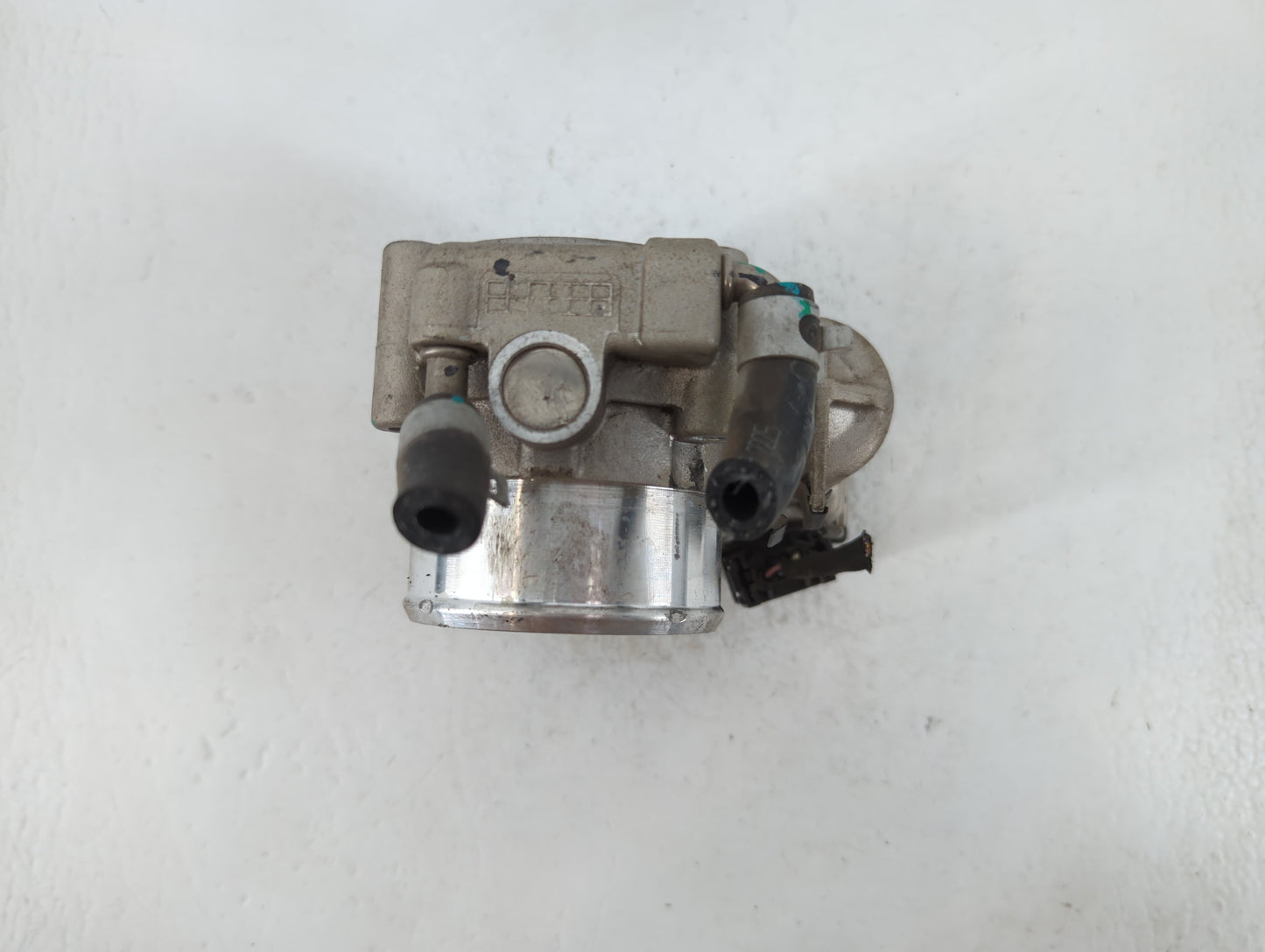 2019-2020 Hyundai Santa Fe Throttle Body P/N:35100-2G600 Fits Fits 2015 2016 2017 2018 2019 2020 2021 OEM Used Auto Parts - 