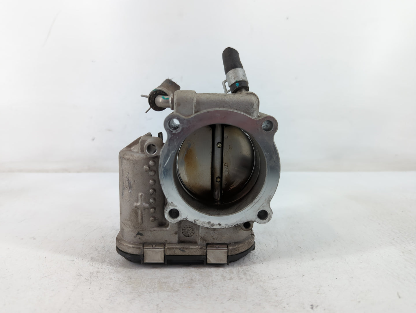 2019-2020 Hyundai Santa Fe Throttle Body P/N:35100-2G600 Fits Fits 2015 2016 2017 2018 2019 2020 2021 OEM Used Auto Parts - 