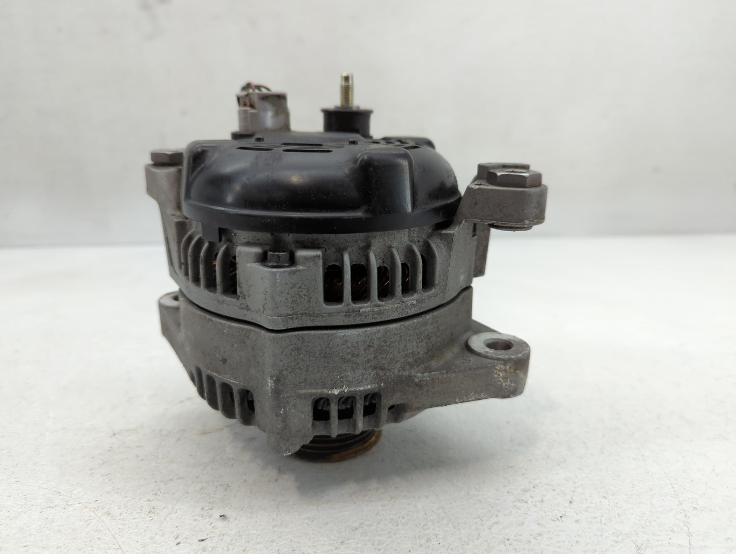 2019-2020 Hyundai Santa Fe Alternator Replacement Generator Charging Assembly Engine OEM P/N:TN104211-8790 37300-2G061 Fits 