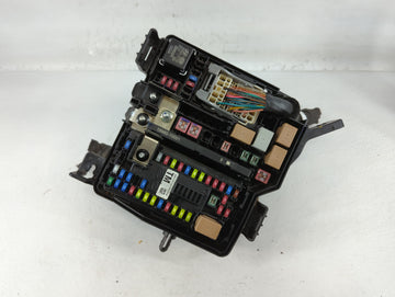 2019-2020 Hyundai Santa Fe Fusebox Fuse Box Panel Relay Module P/N:91956-S2021 Fits Fits 2019 2020 OEM Used Auto Parts