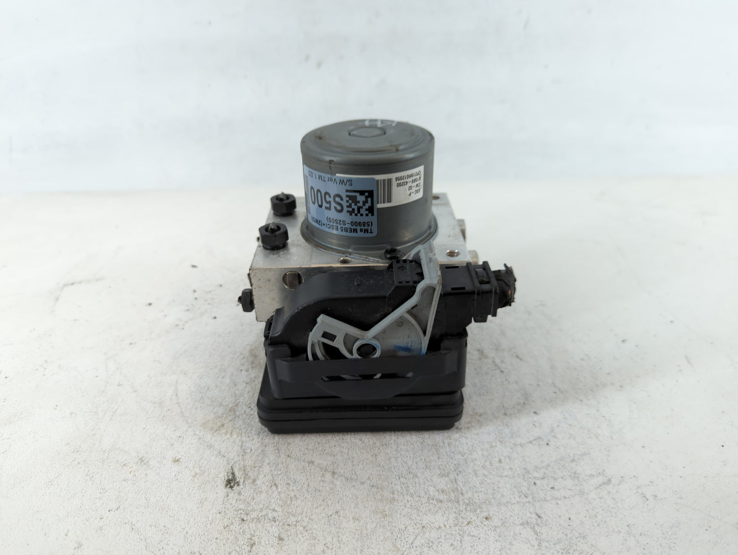 2019-2020 Hyundai Santa Fe ABS Pump Control Module Replacement P/N:61589-43200 Fits Fits 2019 2020 OEM Used Auto Parts - Oem