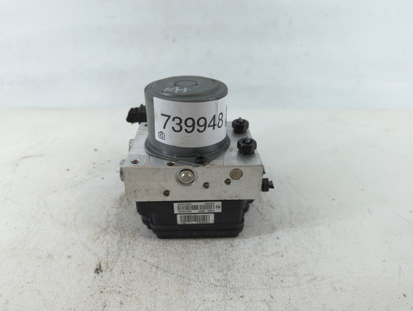 2019-2020 Hyundai Santa Fe ABS Pump Control Module Replacement P/N:61589-43200 Fits Fits 2019 2020 OEM Used Auto Parts - Oem