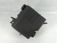 2019-2020 Hyundai Santa Fe Fusebox Fuse Box Panel Relay Module P/N:91956-S2021 Fits Fits 2019 2020 OEM Used Auto Parts - Oem