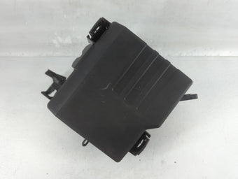 compare product 2019-2020 Hyundai Santa Fe Fusebox Fuse Box Panel Relay Module P/N:91956-S2021 Fits Fits 2019 2020 OEM Used Auto Parts