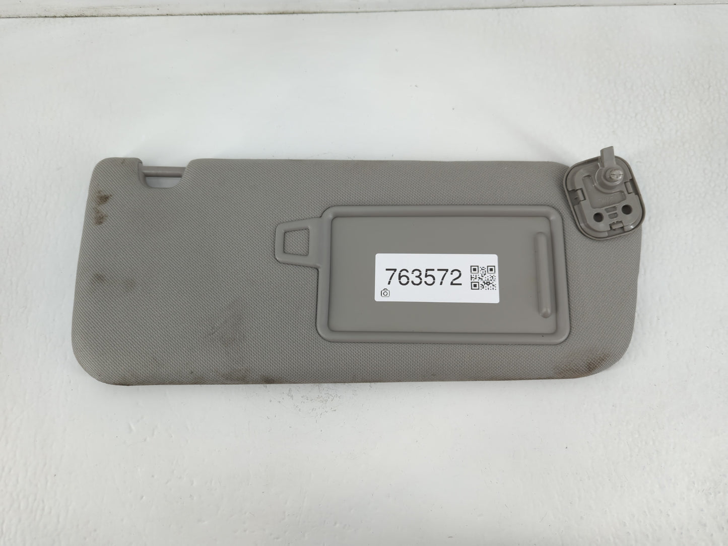 2019-2021 Hyundai Santa Fe Sun Visor Shade Replacement Passenger Right Mirror Fits Fits 2019 2020 2021 OEM Used Auto Parts -