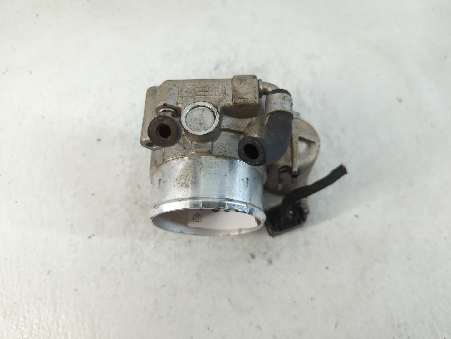 2019-2020 Hyundai Santa Fe Throttle Body P/N:35100-2G600 Fits Fits 2015 2016 2017 2018 2019 2020 2021 OEM Used Auto Parts - 