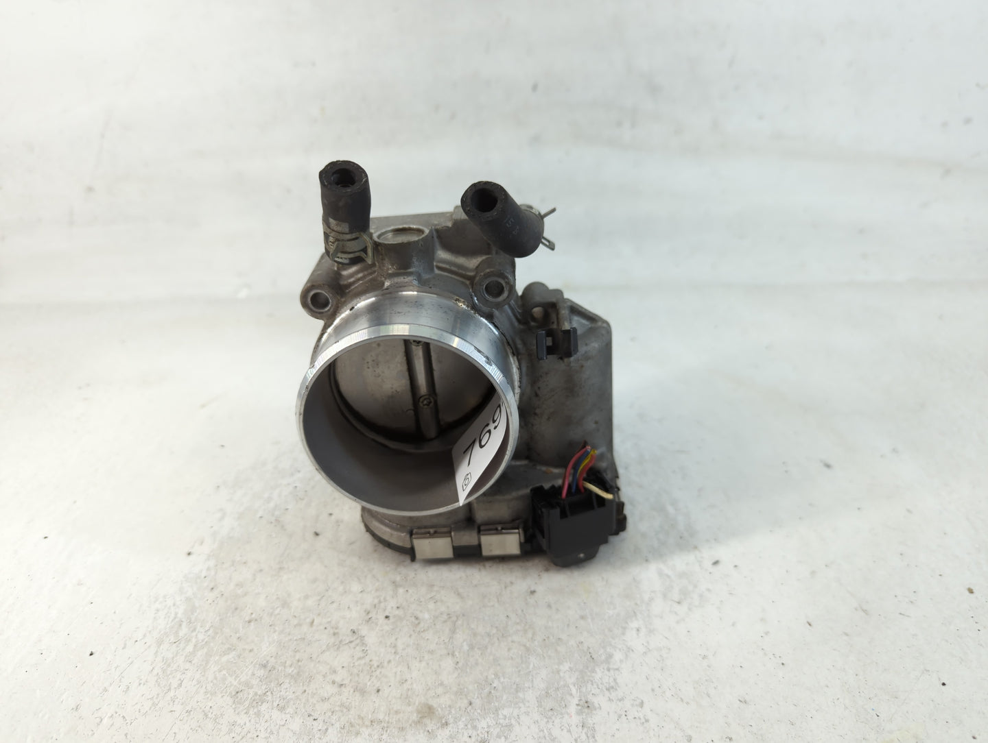 2019-2020 Hyundai Santa Fe Throttle Body P/N:35100-2G600 Fits Fits 2015 2016 2017 2018 2019 2020 2021 OEM Used Auto Parts - 