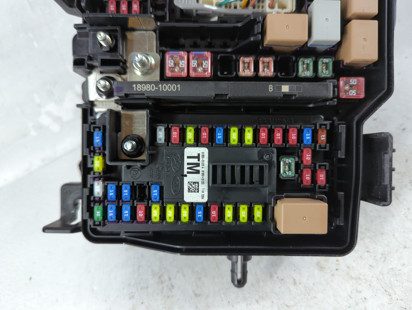 2019-2020 Hyundai Santa Fe Fusebox Fuse Box Panel Relay Module P/N:91956-S2021 Fits Fits 2019 2020 OEM Used Auto Parts - Oem