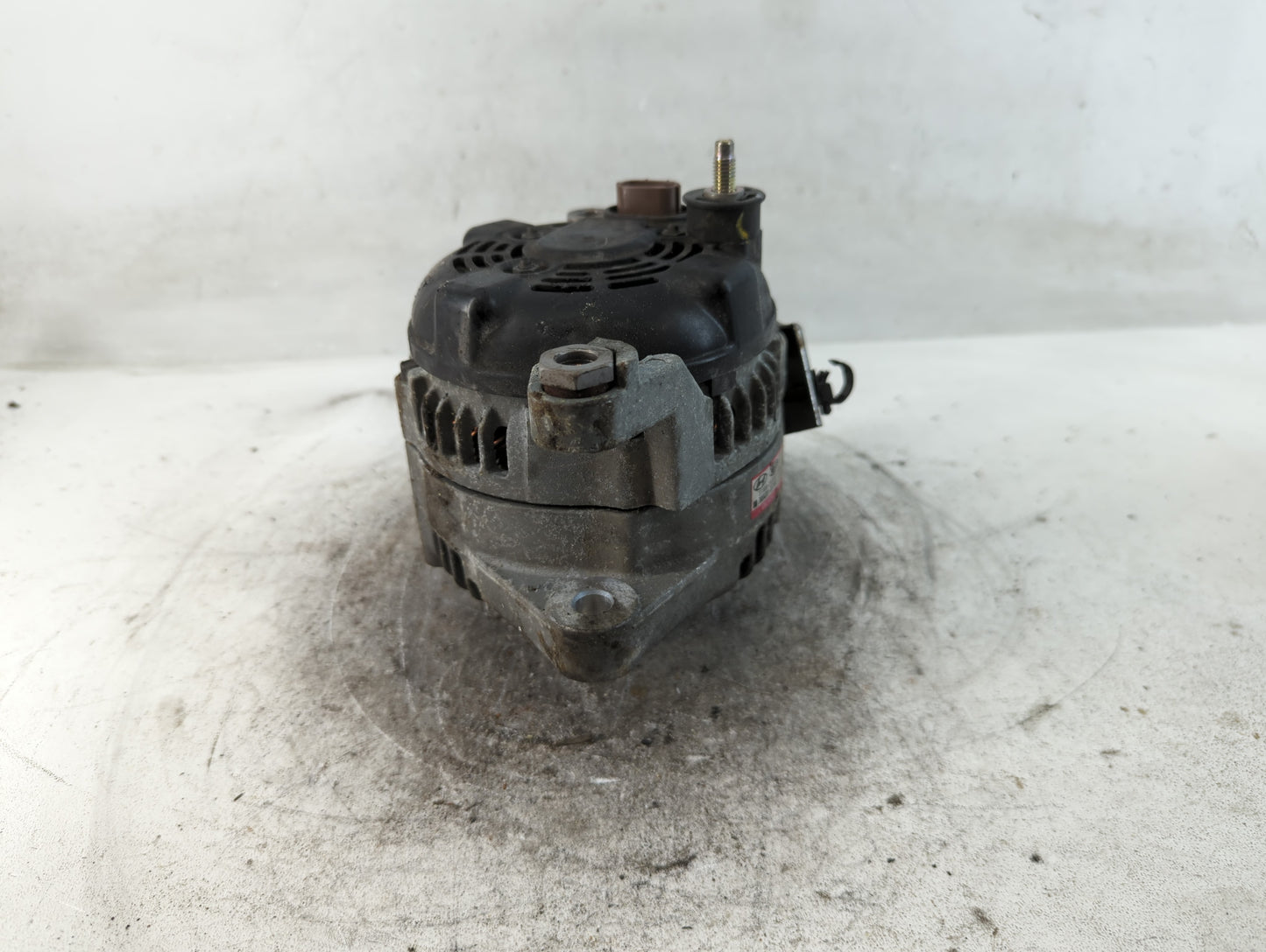 2020 Hyundai Santa Fe Alternator Replacement Generator Charging Assembly Engine OEM P/N:37300-2G061 Fits OEM Used Auto Parts