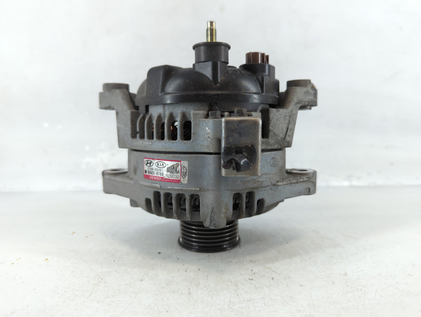 2019-2020 Hyundai Santa Fe Alternator Replacement Generator Charging Assembly Engine OEM P/N:37300-2G061 Fits OEM Used Auto 