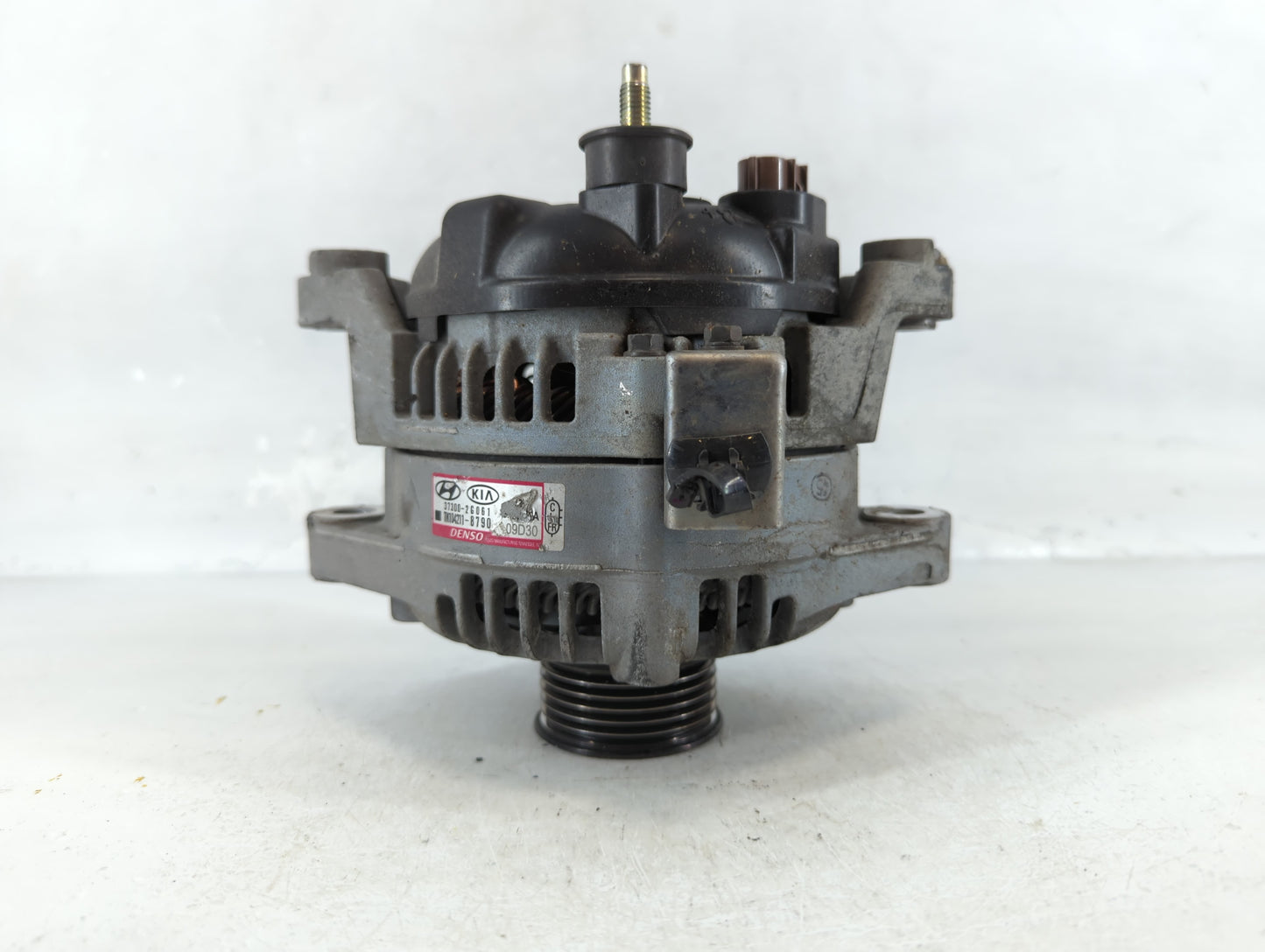 2019-2020 Hyundai Santa Fe Alternator Replacement Generator Charging Assembly Engine OEM P/N:37300-2G061 Fits OEM Used Auto 