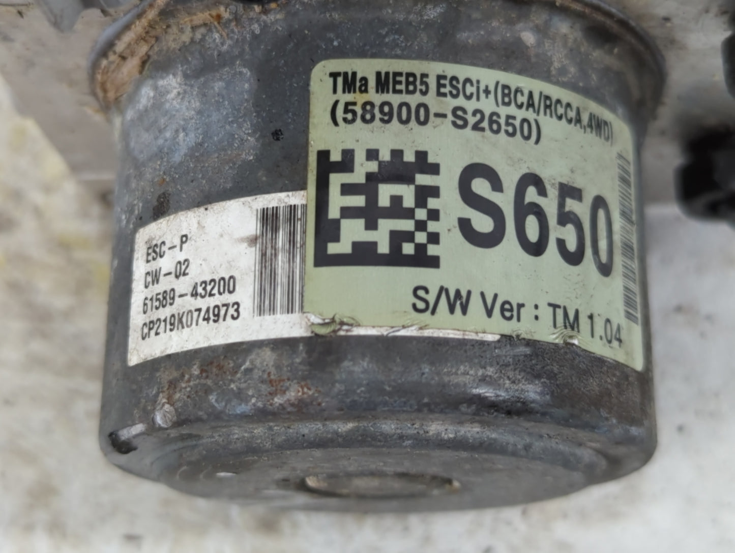 2019-2020 Hyundai Santa Fe ABS Pump Control Module Replacement P/N:61589-43200 58900-S2650 Fits Fits 2019 2020 OEM Used Auto