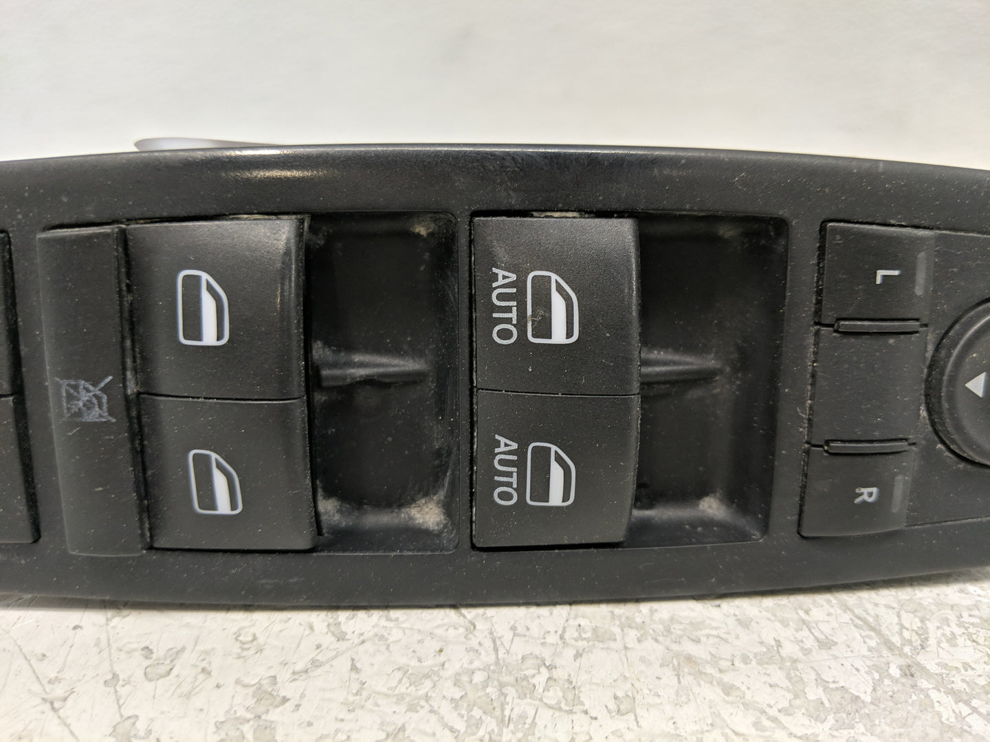 2020-2023 Hyundai Sonata Master Power Window Switch Replacement Driver Side Left P/N:68298871AA Fits Fits 2020 2021 2022 202