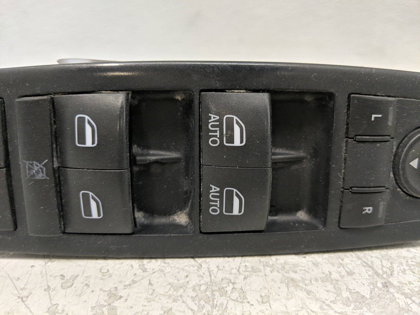 2020-2023 Hyundai Sonata Master Power Window Switch Replacement Driver Side Left P/N:68298871AA Fits Fits 2020 2021 2022 202