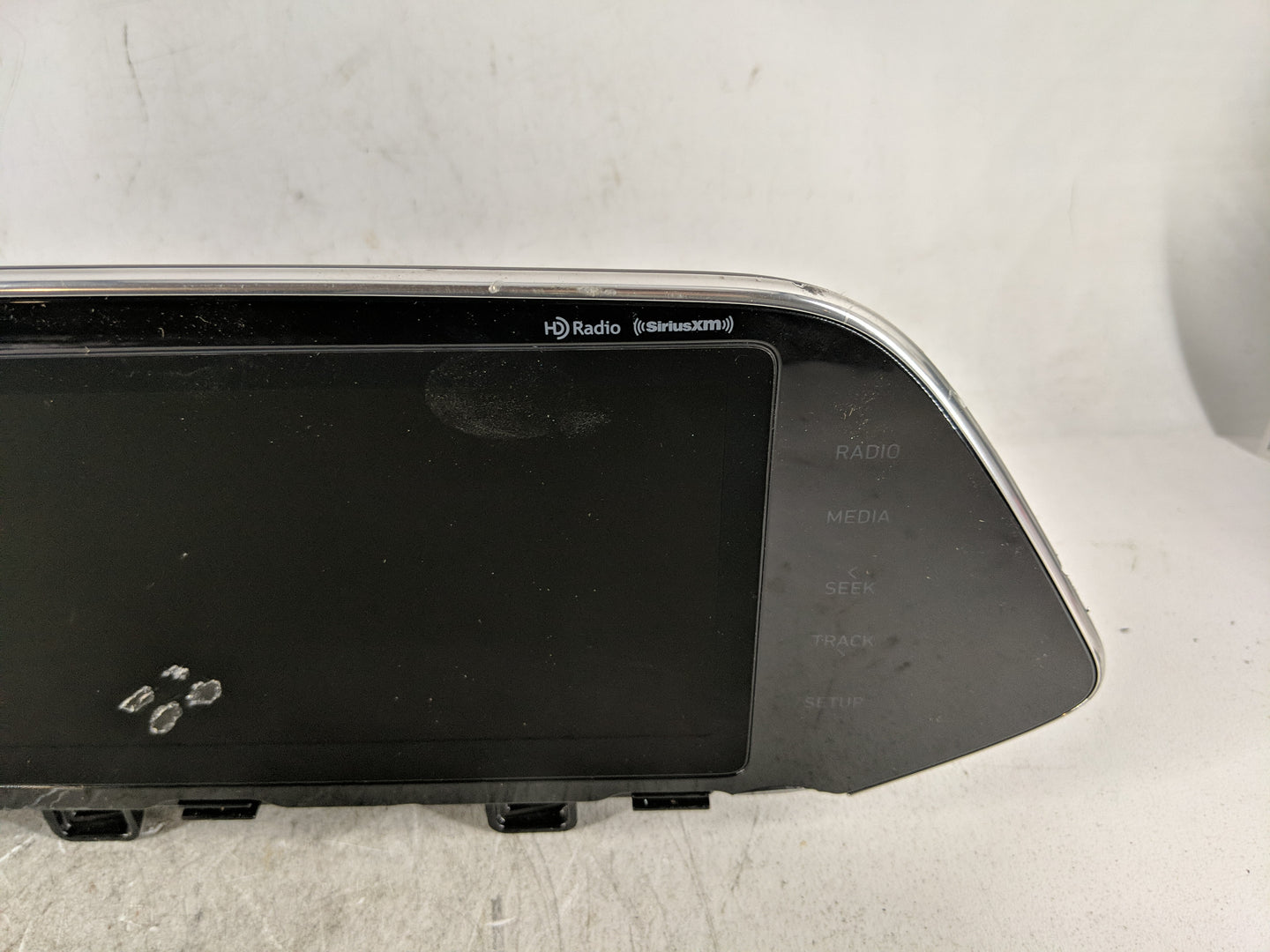 2020-2021 Hyundai Sonata Radio AM FM Cd Player Receiver Replacement P/N:96560-L0150SSW Fits Fits 2020 2021 OEM Used Auto Par