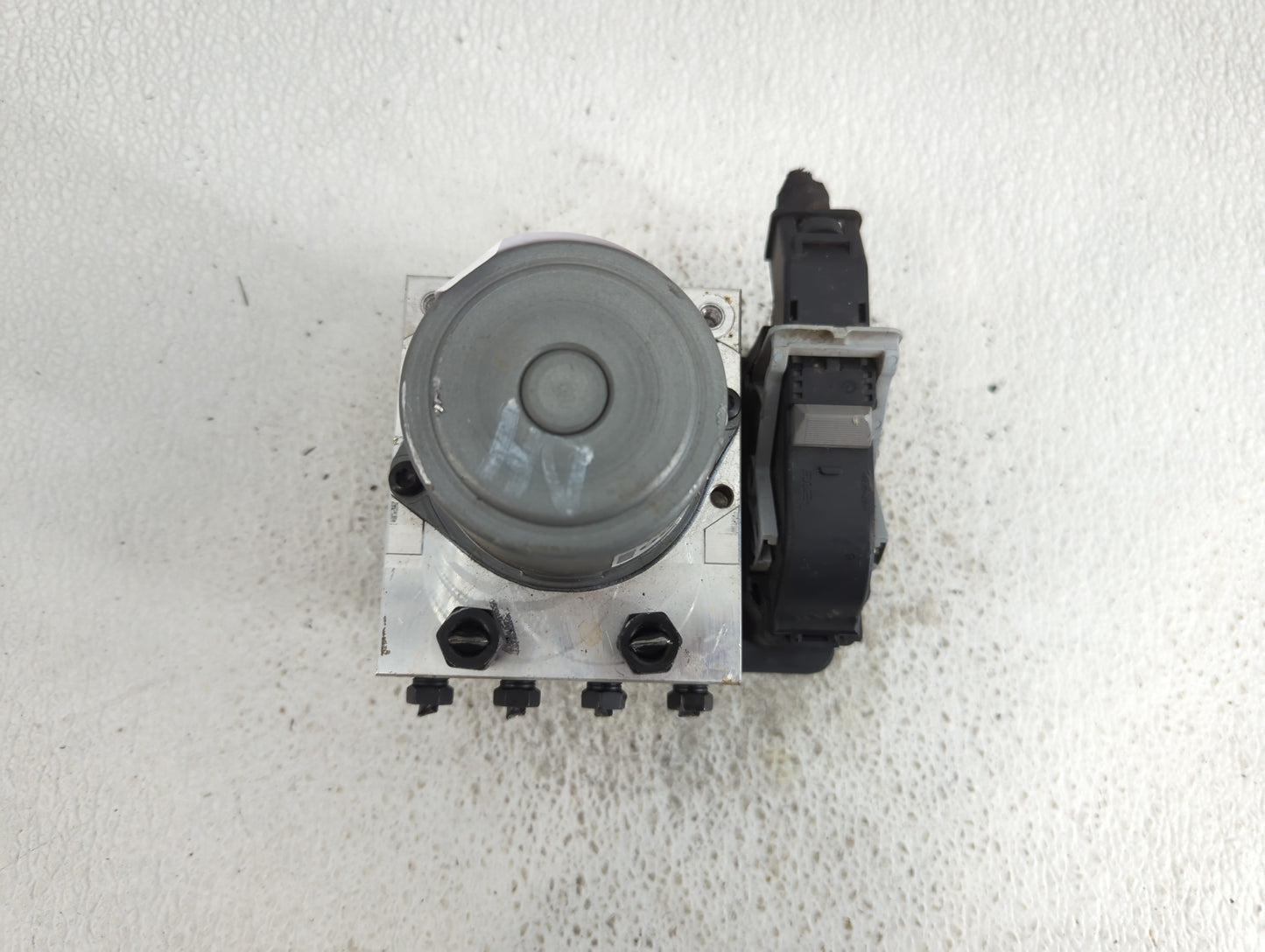 2020 Hyundai Sonata ABS Pump Control Module Replacement P/N:58900-L0100 Fits OEM Used Auto Parts - Oemusedautoparts1.com