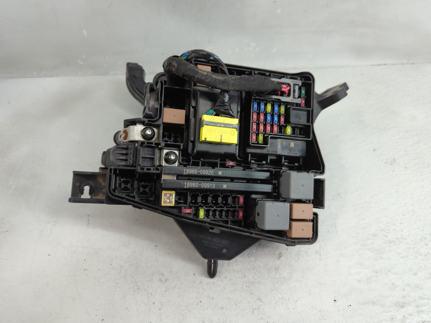 Hyundai Sonata Fusebox Fuse Box Relay Module Tipm 91955-l0451 - Oemusedautoparts1.com