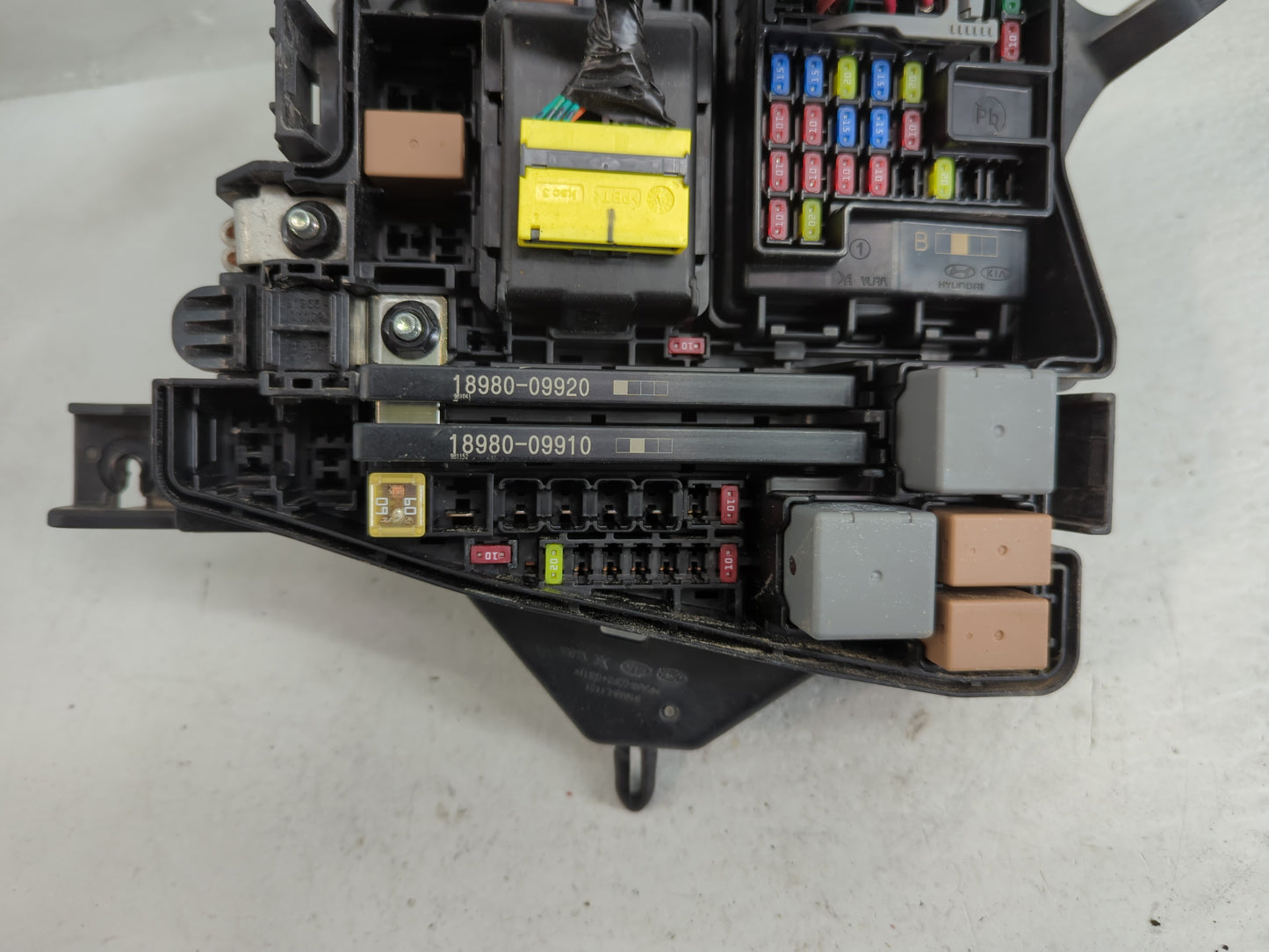 Hyundai Sonata Fusebox Fuse Box Relay Module Tipm 91955-l0451 - Oemusedautoparts1.com