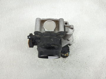 2020-2023 Hyundai Sonata Throttle Body P/N:35100-2M417 9045040041, 9045040015 Fits Fits 2020 2021 2022 2023 OEM Used Auto Parts