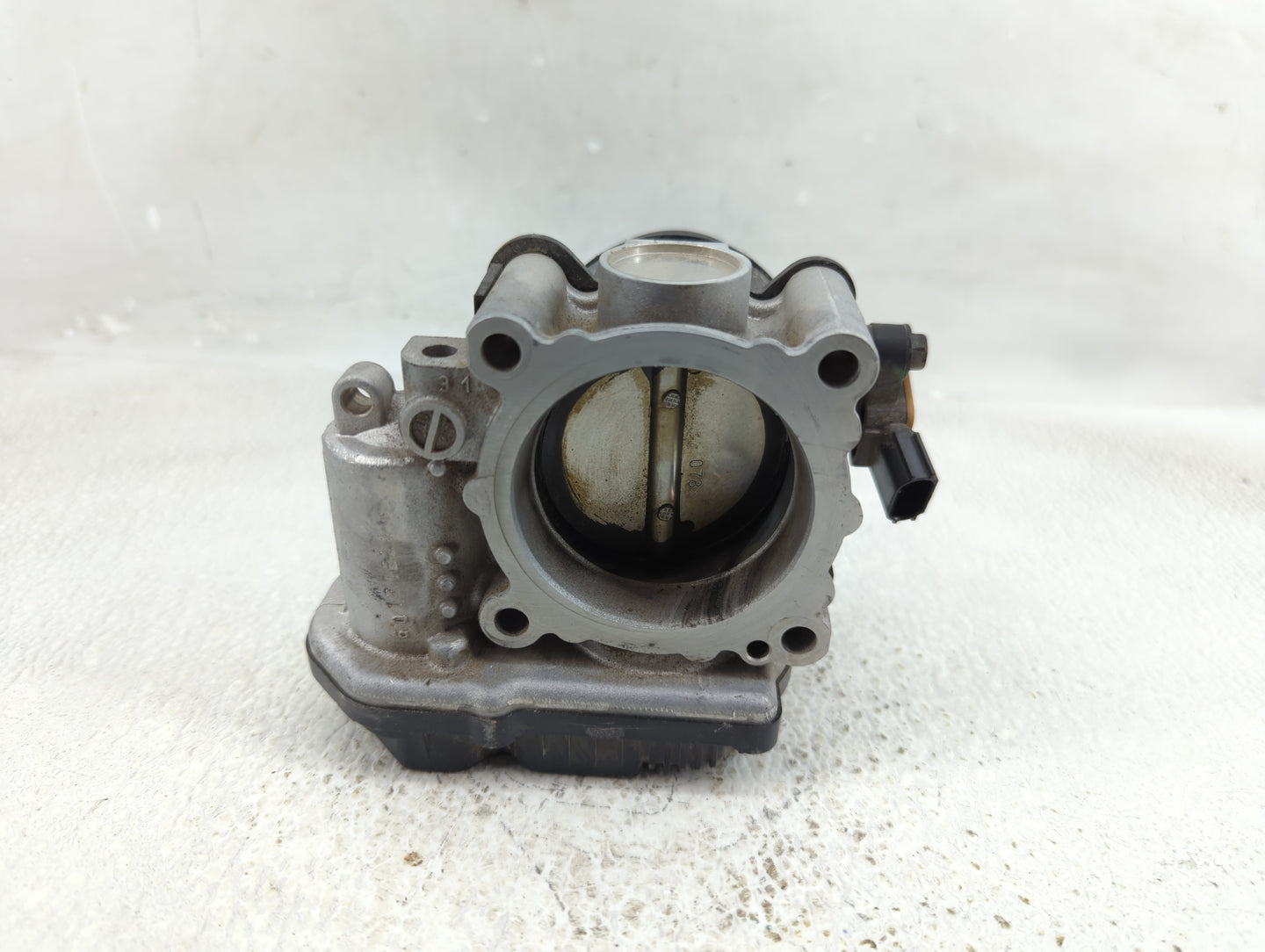2020-2023 Hyundai Sonata Throttle Body P/N:35100-2M417 9045040041, 9045040015 Fits Fits 2020 2021 2022 2023 OEM Used Auto Pa