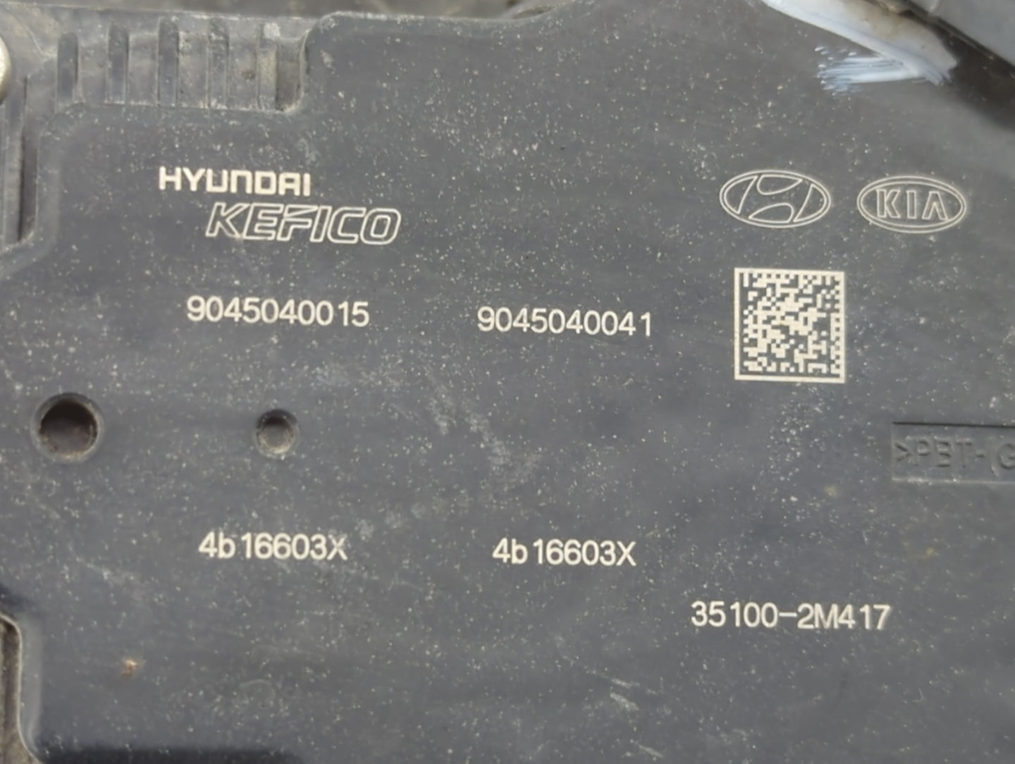 2020-2023 Hyundai Sonata Throttle Body P/N:35100-2M417 9045040041, 9045040015 Fits Fits 2020 2021 2022 2023 OEM Used Auto Pa
