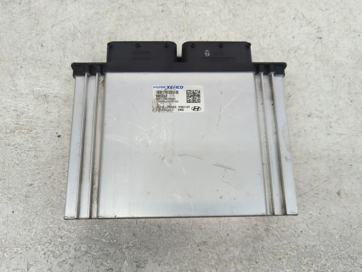 2020-2021 Hyundai Sonata PCM Engine Control Computer ECU ECM PCU OEM P/N:39110-2M003 9021300120KC Fits Fits 2020 2021 OEM Us