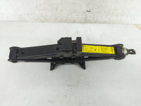 2020 Hyundai Sonata Spare Scissor Car Jack 1429220 - Oemusedautoparts1.com