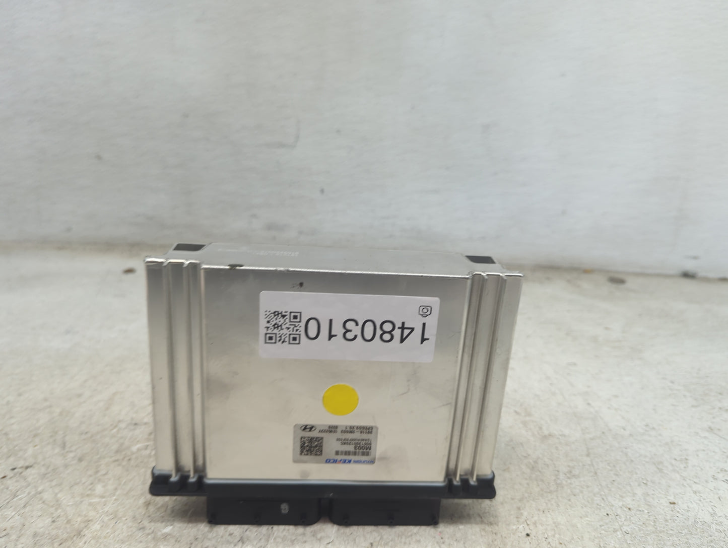2020-2021 Hyundai Sonata PCM Engine Control Computer ECU ECM PCU OEM P/N:39116-2M003 39106-2M003 Fits Fits 2020 2021 OEM Use