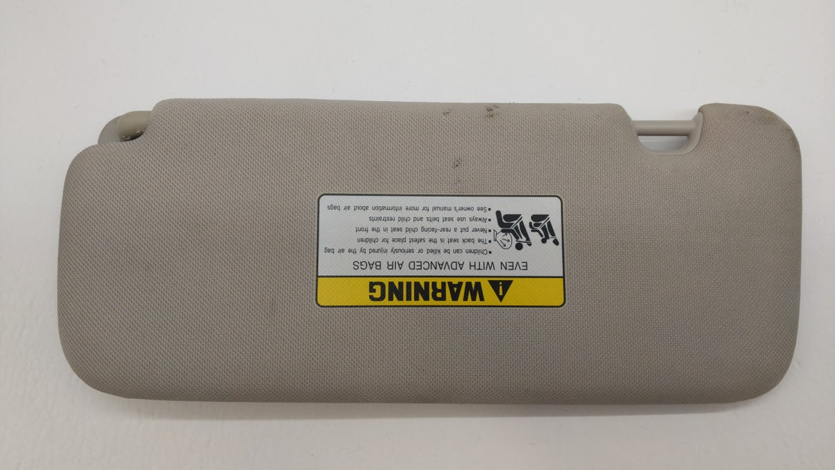 2020-2023 Hyundai Sonata Sun Visor Shade Replacement Passenger Right Mirror Fits Fits 2020 2021 2022 2023 OEM Used Auto Part
