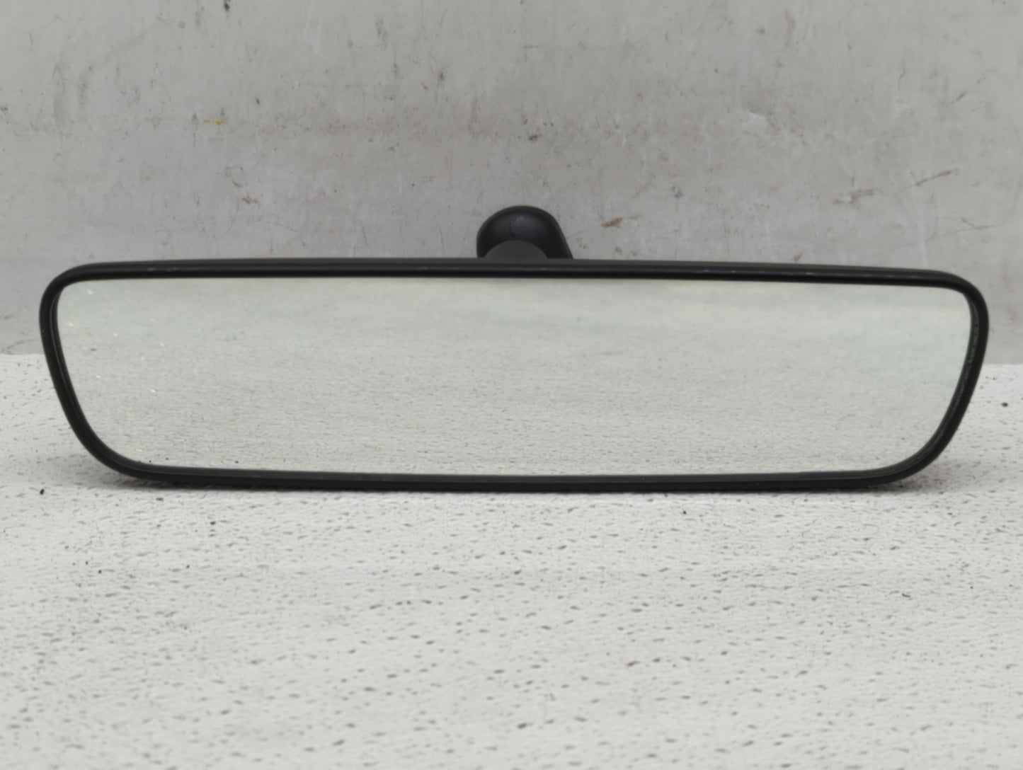 2020-2022 Hyundai Sonata Interior Rear View Mirror Replacement OEM P/N:E11048973 Fits Fits 2020 2021 2022 OEM Used Auto Part