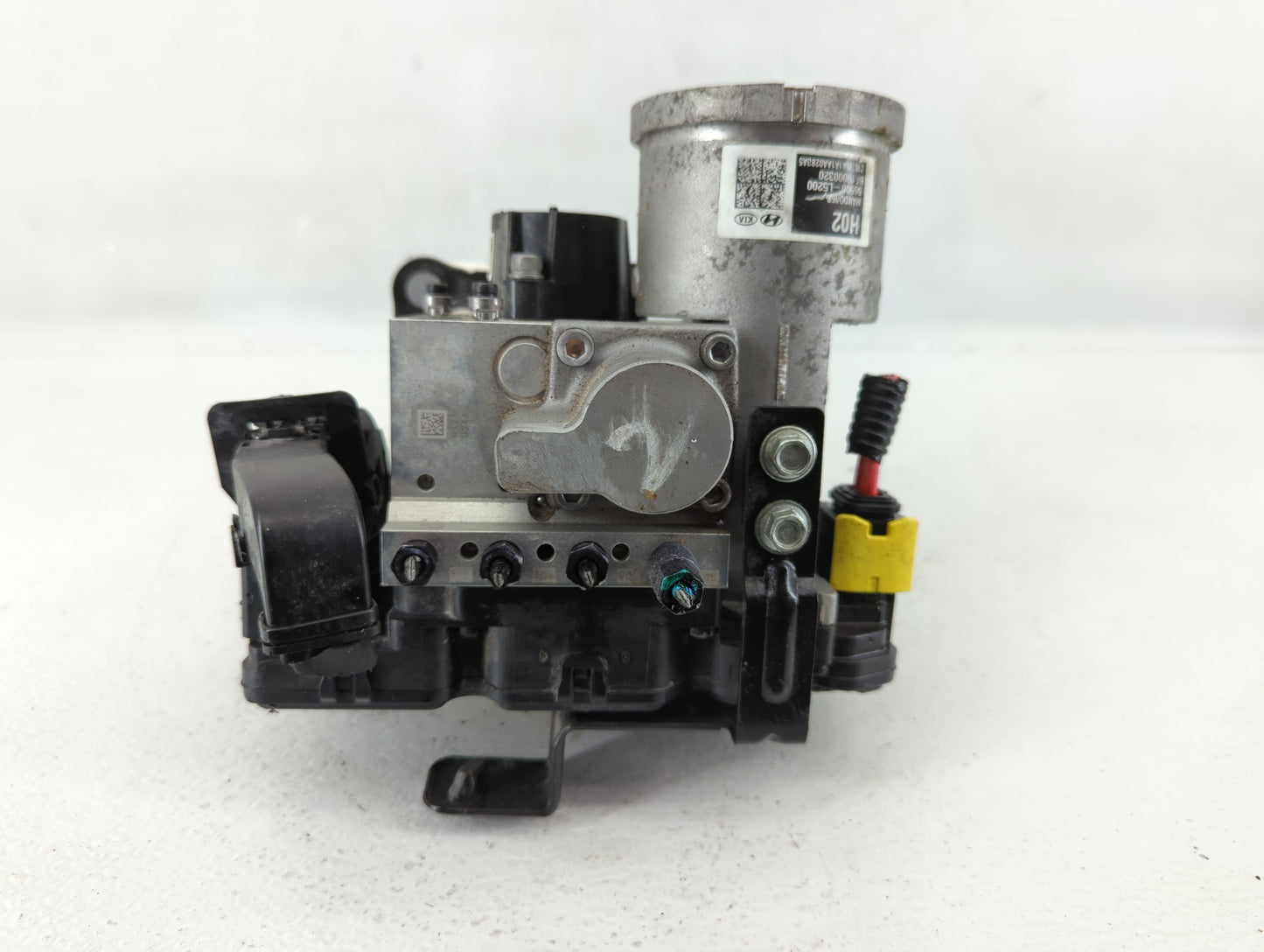 2020-2023 Hyundai Sonata Brake Master Cylinder 563526 - Oemusedautoparts1.com
