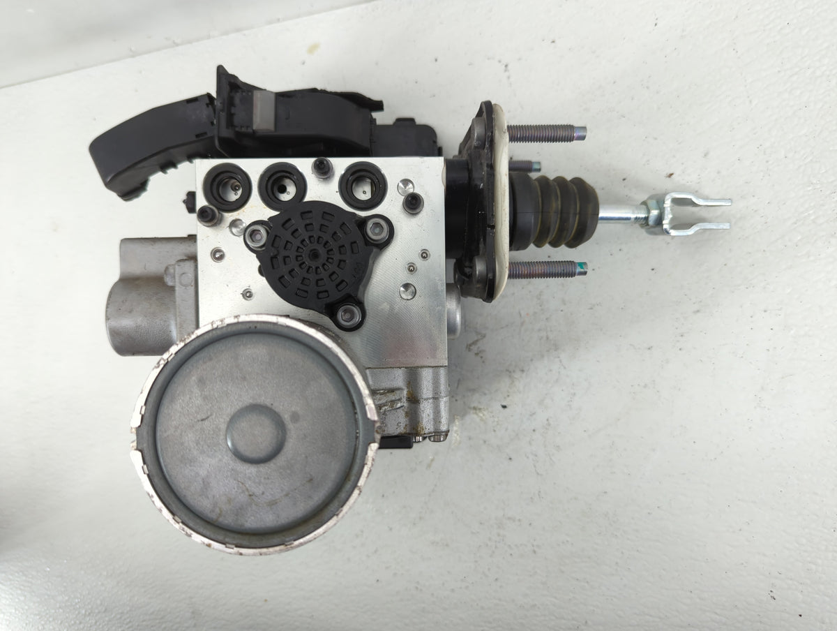 2020-2023 Hyundai Sonata Brake Master Cylinder 563526 - Oemusedautoparts1.com