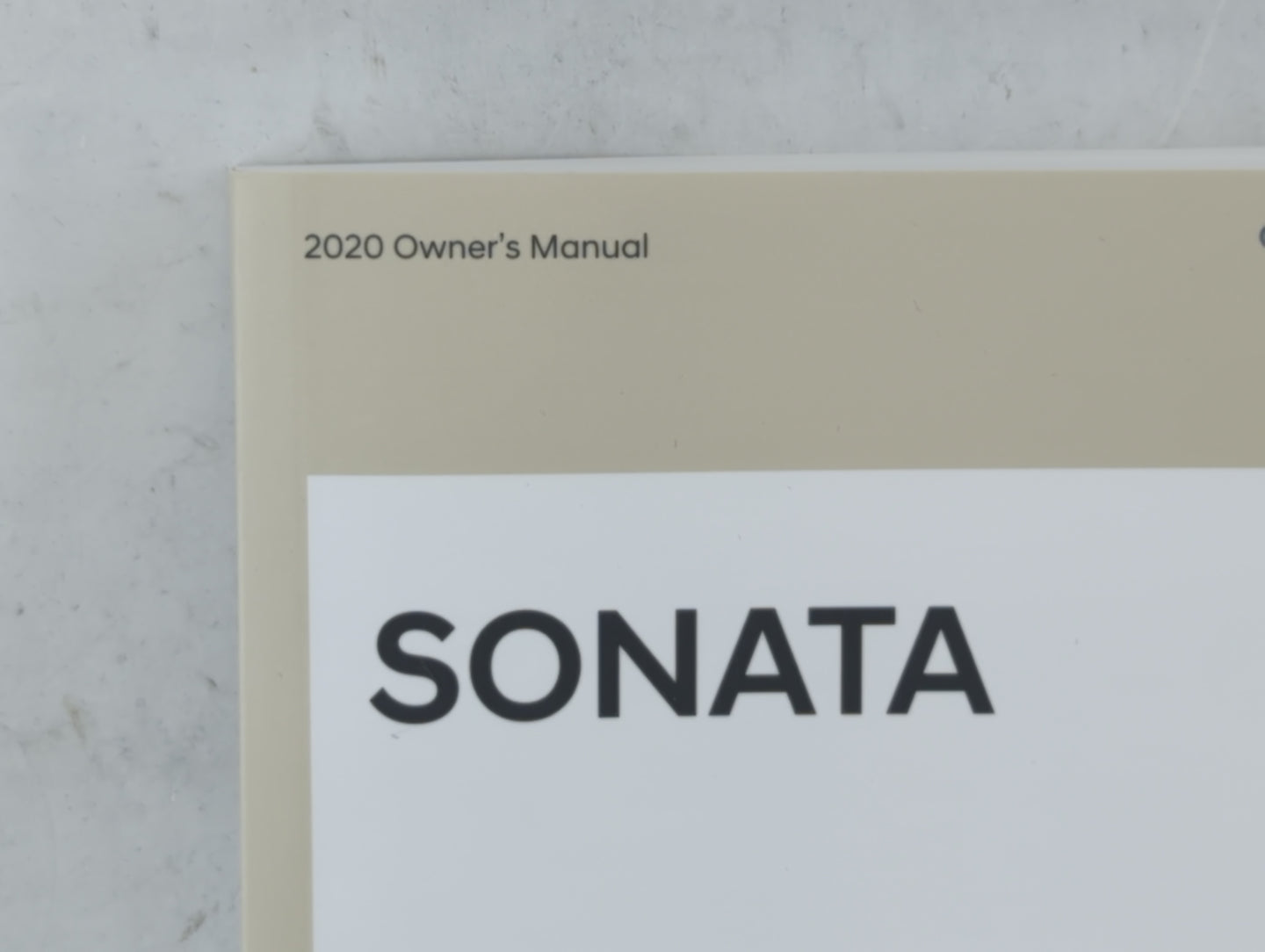 2020 Hyundai Sonata Owners Manual Book Guide P/N:LDWO-EU9DB OEM Used Auto Parts - Oemusedautoparts1.com