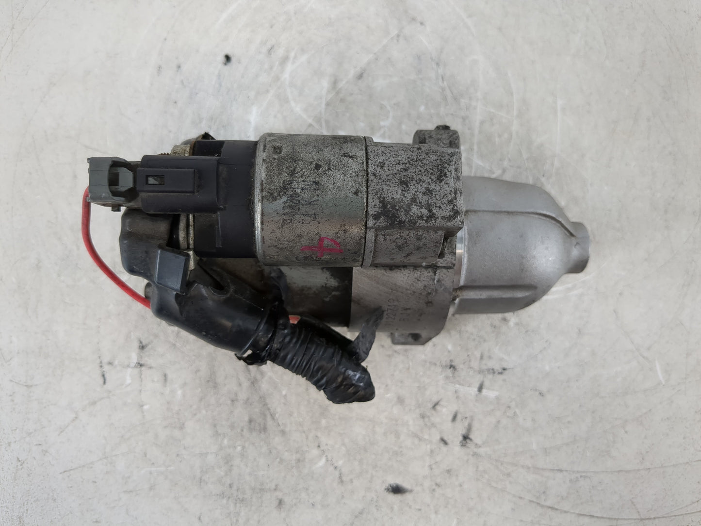 2018-2021 Hyundai Tucson Car Starter Motor Solenoid OEM P/N:1209422 Fits Fits 2016 2017 2018 2019 2020 2021 OEM Used Auto Pa