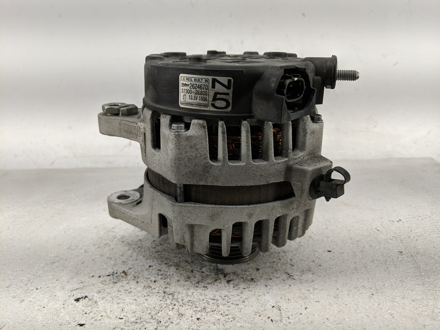 2018-2021 Hyundai Tucson Alternator Replacement Generator Charging Assembly Engine OEM P/N:37300-2E820 2624670 Fits OEM Used