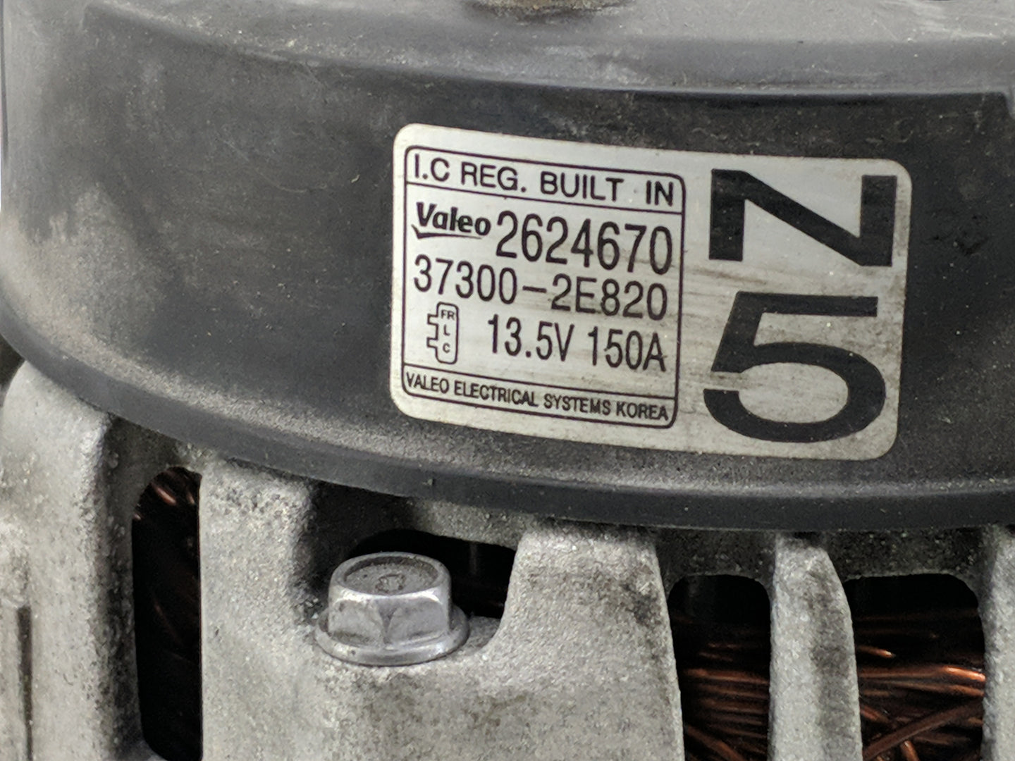 2018-2021 Hyundai Tucson Alternator Replacement Generator Charging Assembly Engine OEM P/N:37300-2E820 2624670 Fits OEM Used