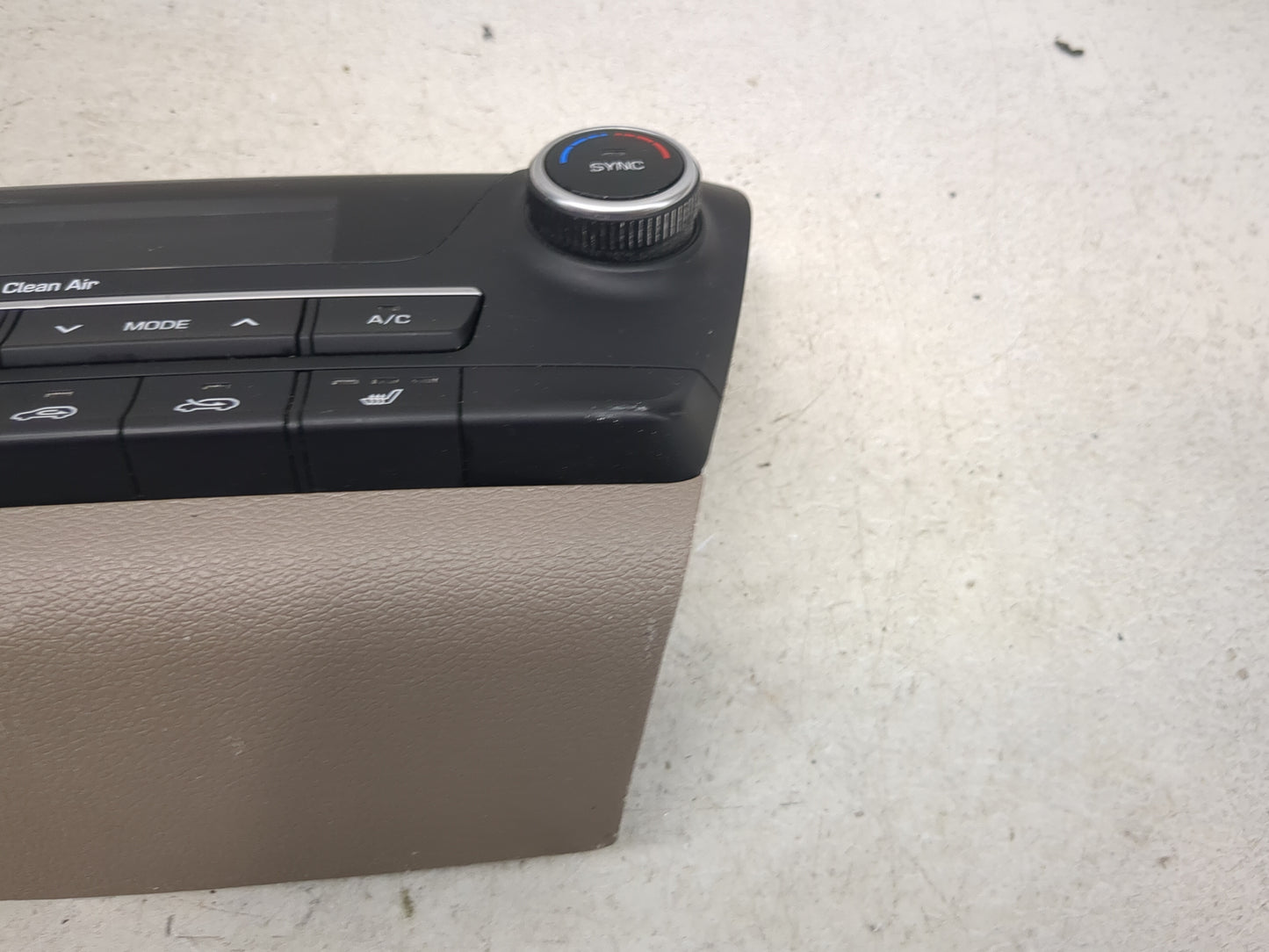 2019-2022 Hyundai Tucson Climate Control Module Temperature AC/Heater Replacement P/N:97250-D3GD0 Fits Fits 2019 2020 2021 2