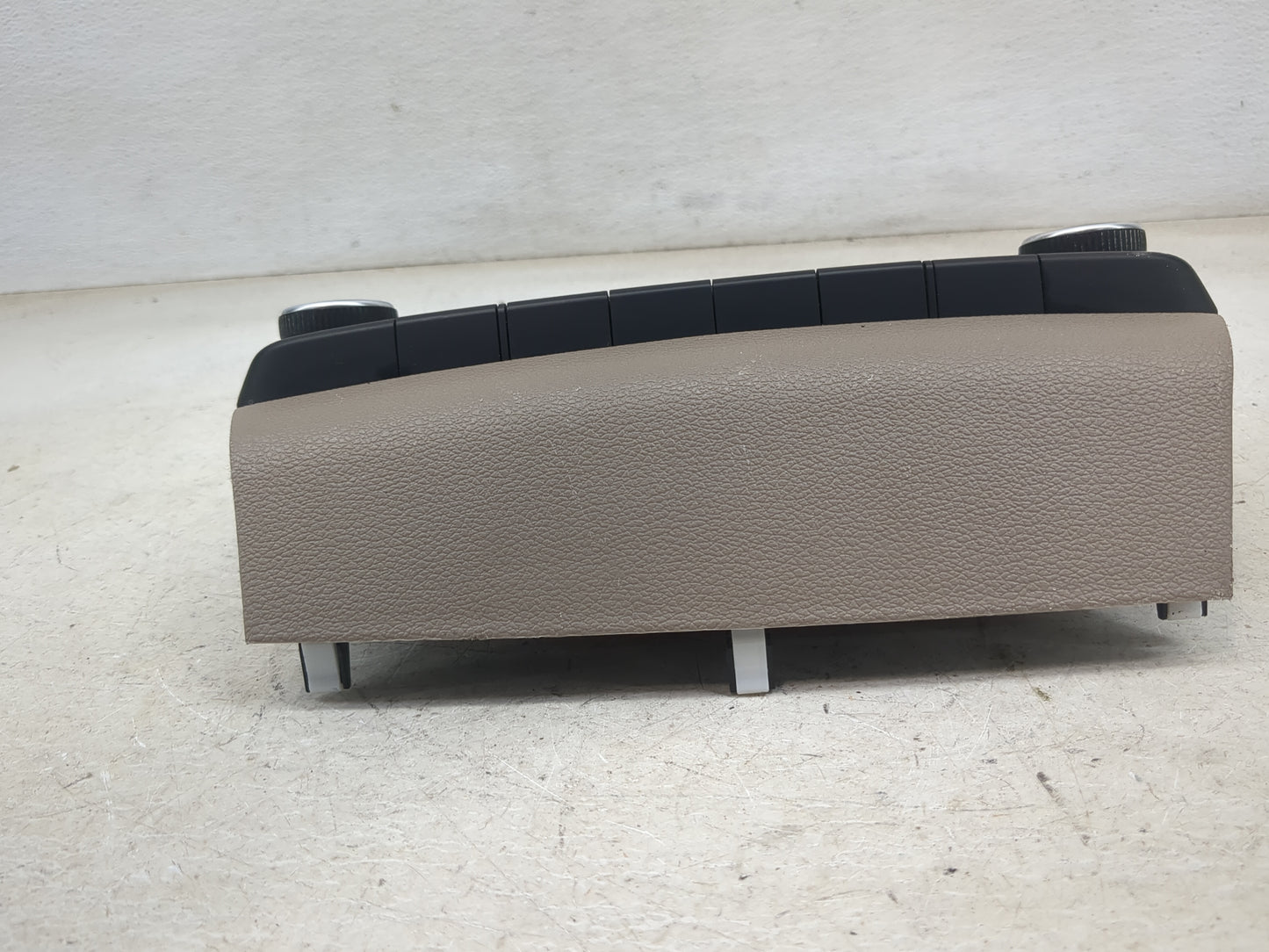 2019-2022 Hyundai Tucson Climate Control Module Temperature AC/Heater Replacement P/N:97250-D3GD0 Fits Fits 2019 2020 2021 2
