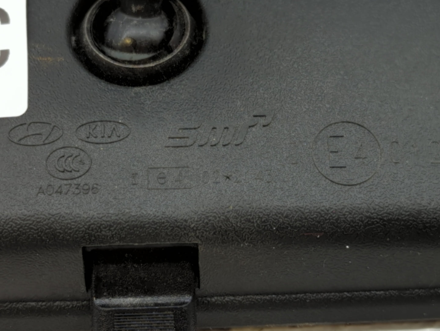 2020 Hyundai Tucson Interior Rear View Mirror Replacement OEM P/N:E13049899 A047396 Fits OEM Used Auto Parts - Oemusedautopa