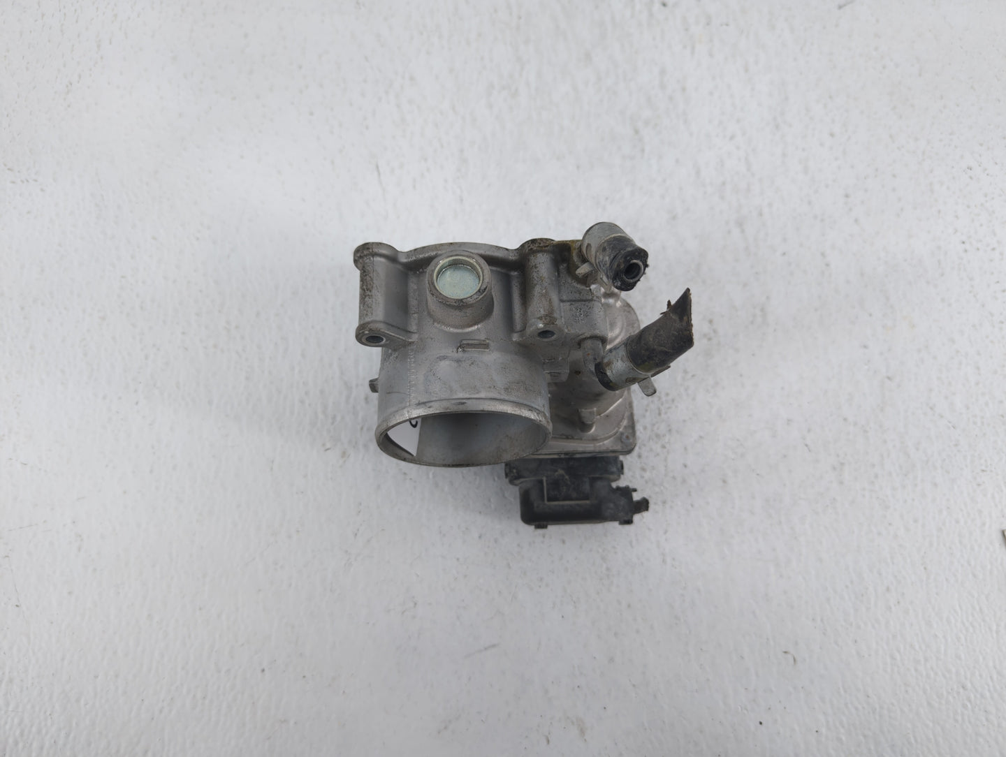 2014-2018 Hyundai Tucson Throttle Body P/N:35100-2E000 1302150124 Fits Fits 2011 2012 2013 2014 2015 2016 2017 2018 2019 OEM