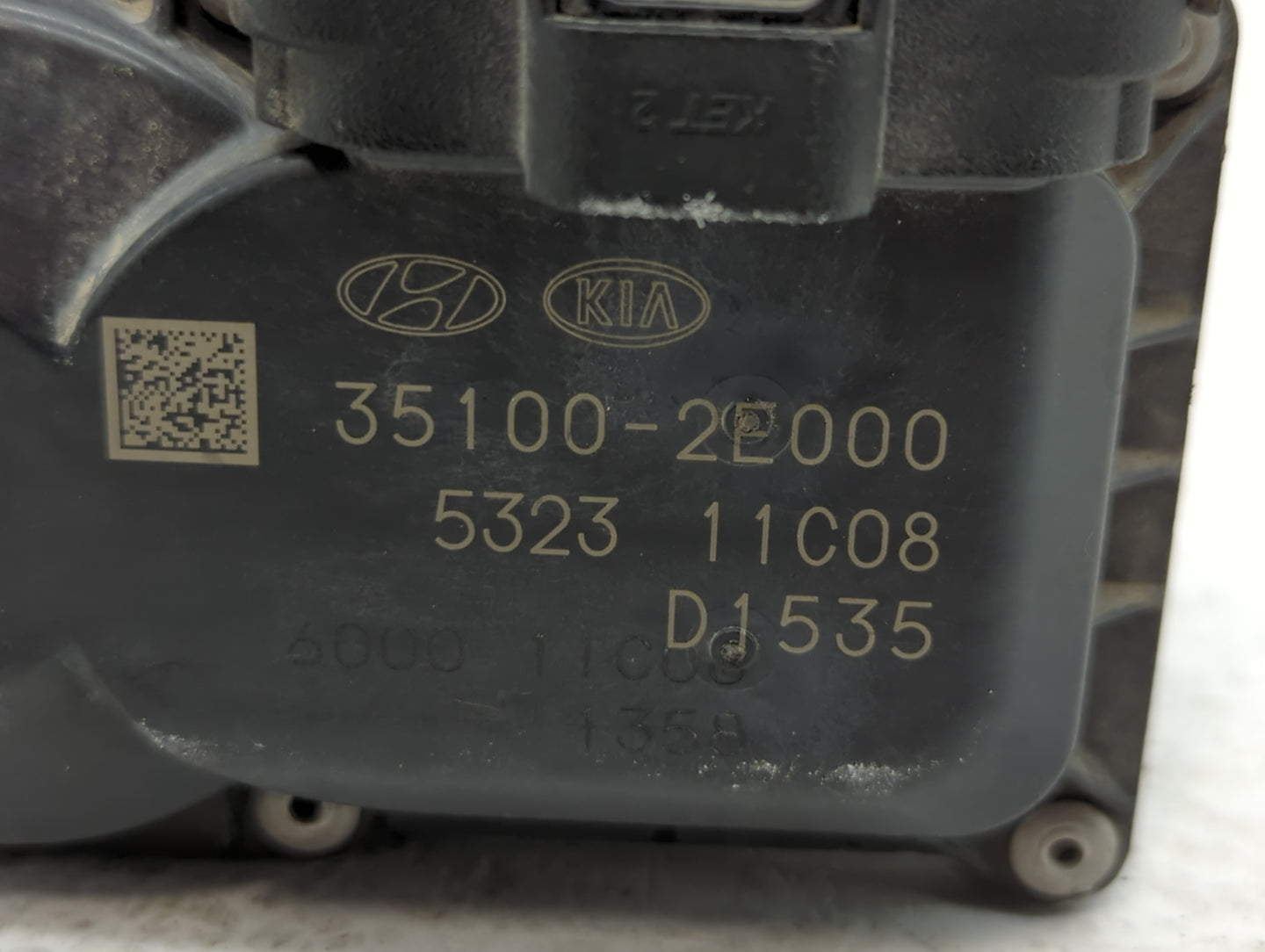 2014-2021 Hyundai Tucson Throttle Body P/N:35100-2E000 Fits Fits 2011 2012 2013 2014 2015 2016 2017 2018 2019 2020 2021 OEM 