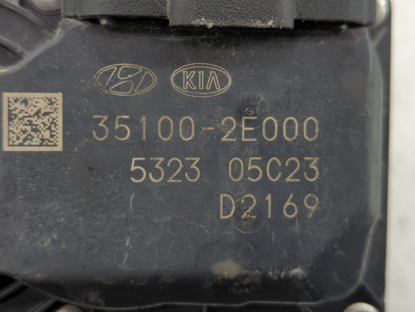 2014-2021 Hyundai Tucson Throttle Body P/N:35100-2E000 Fits Fits 2011 2012 2013 2014 2015 2016 2017 2018 2019 2020 2021 OEM 
