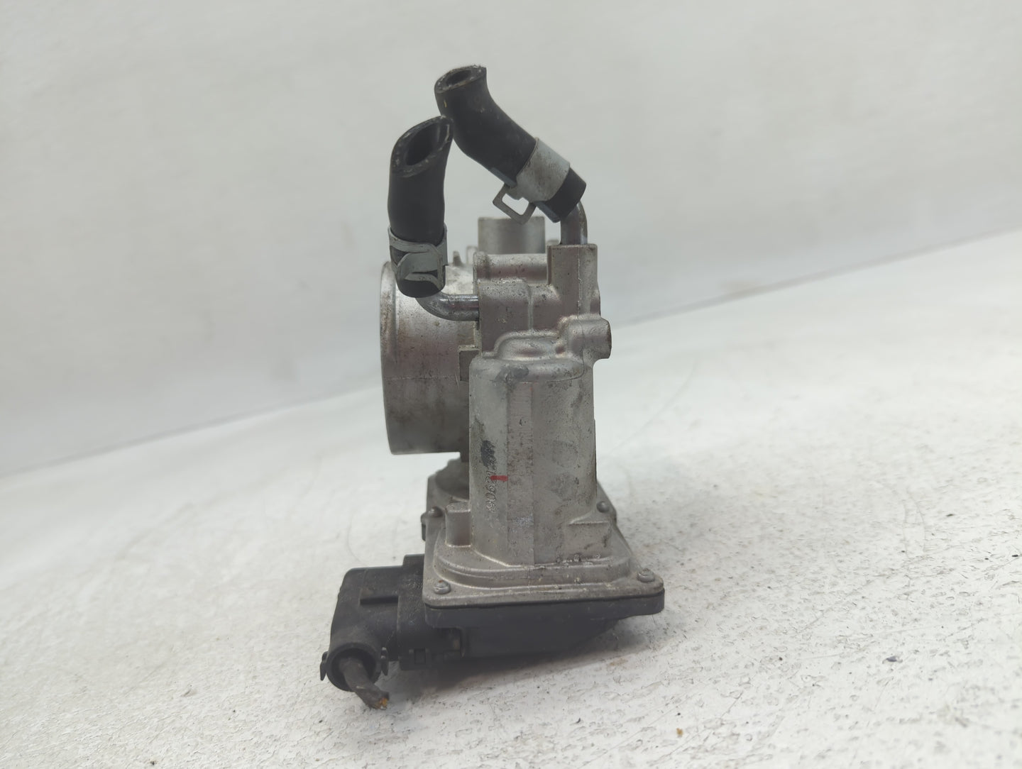 2014-2021 Hyundai Tucson Throttle Body P/N:5323 06C25 35100-2E000 Fits Fits 2011 2012 2013 2014 2015 2016 2017 2018 2019 202