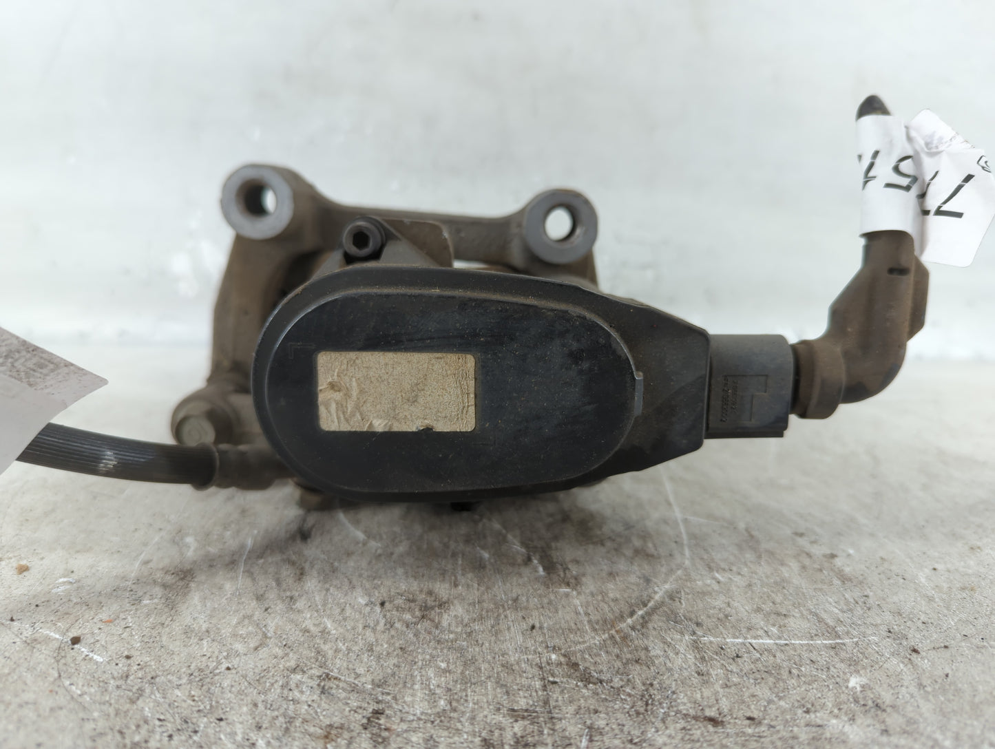 2019-2021 Hyundai Tucson Front Passenger Right Brake Caliper - Oemusedautoparts1.com