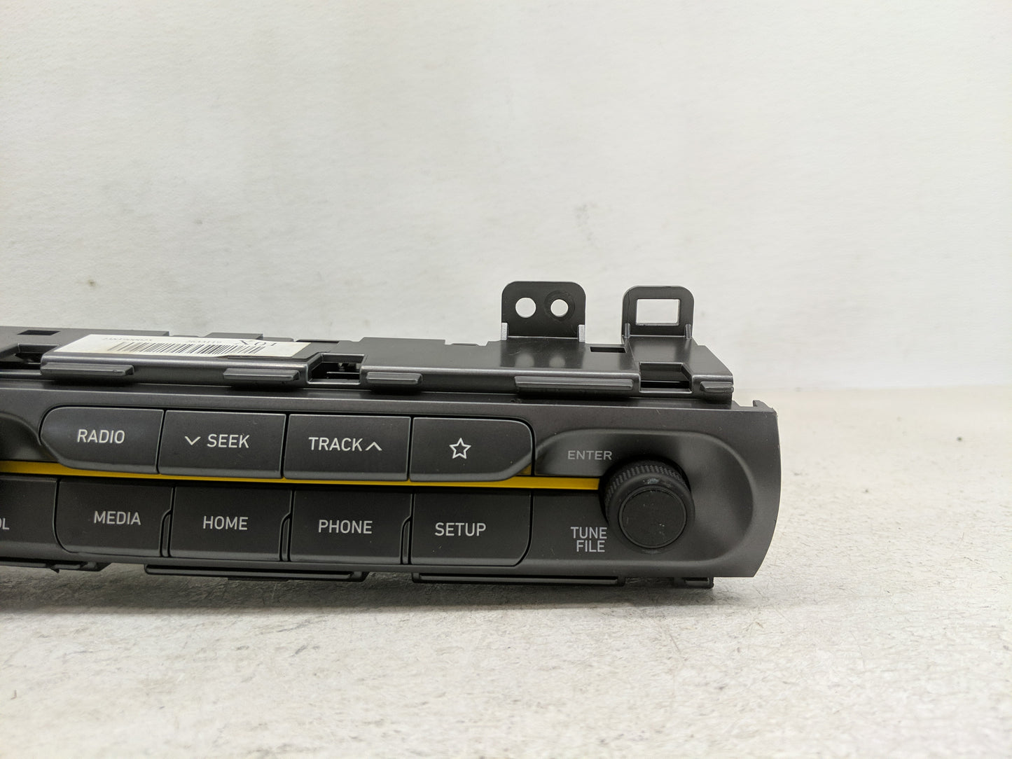 2019-2020 Hyundai Veloster Radio Control Panel - Oemusedautoparts1.com