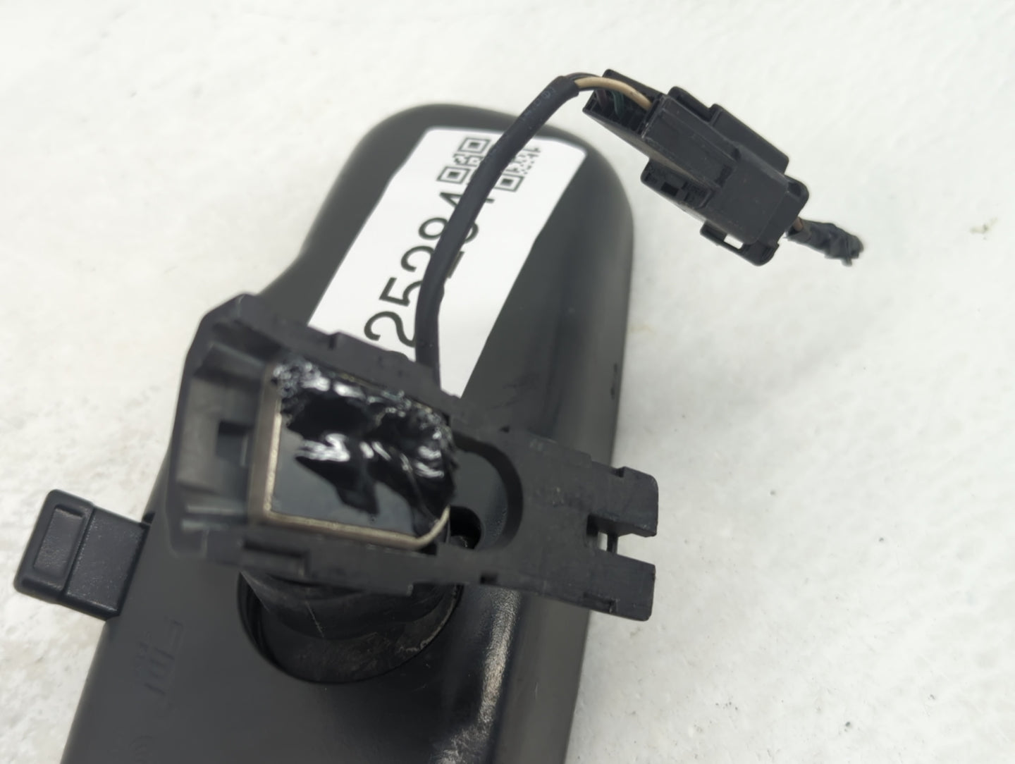 2012-2020 Hyundai Veloster Interior Rear View Mirror Replacement OEM P/N:A047396 Fits OEM Used Auto Parts - Oemusedautoparts