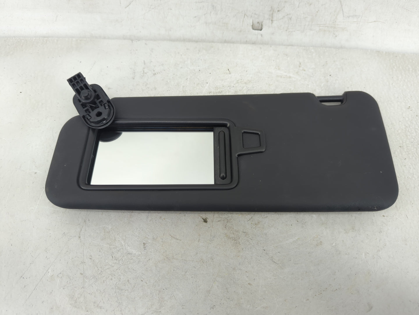 2019-2020 Hyundai Veloster Sun Visor Shade Replacement Driver Left Mirror Fits Fits 2019 2020 OEM Used Auto Parts - Oemuseda